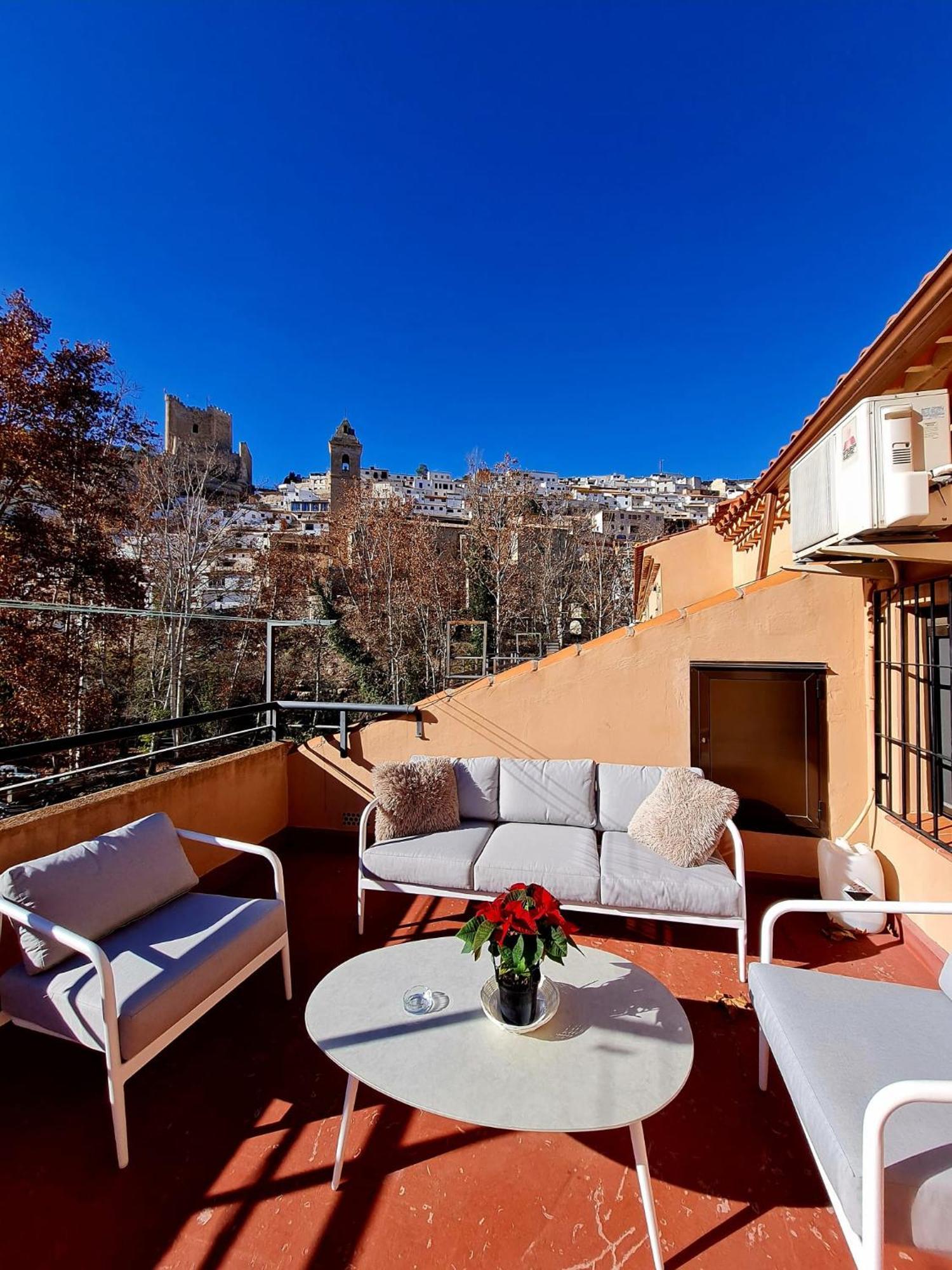 Apartamentos Los Robles Alcala del Jucar Εξωτερικό φωτογραφία